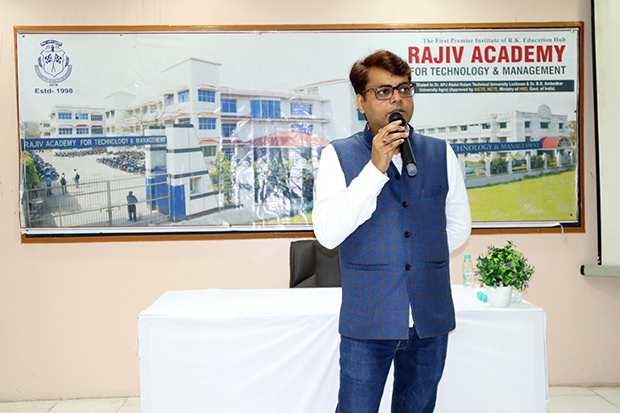 Hitendra Singh - A Global Technocrat Mathura